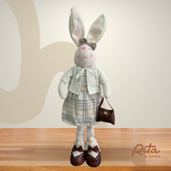 Coelha roupa branca c/bolsa 83cm