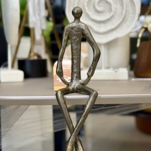 ESCULTURA METAL HOMEM PERNA 26CM